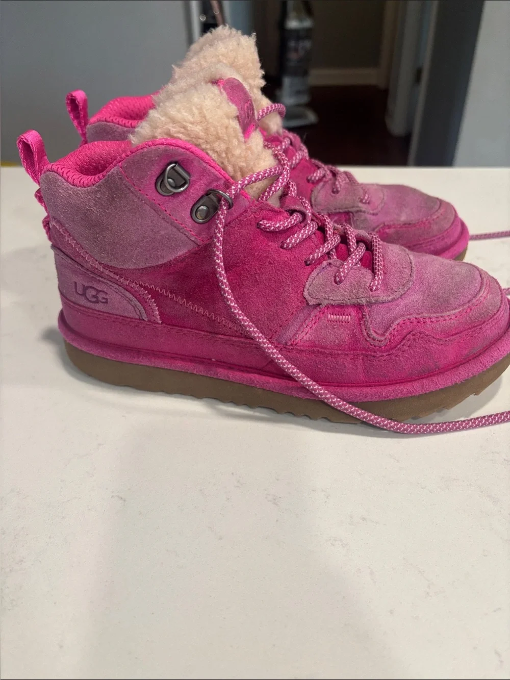 UGG Kids Hot Pink Suede Shearling-Lined Lace-Up Boots
